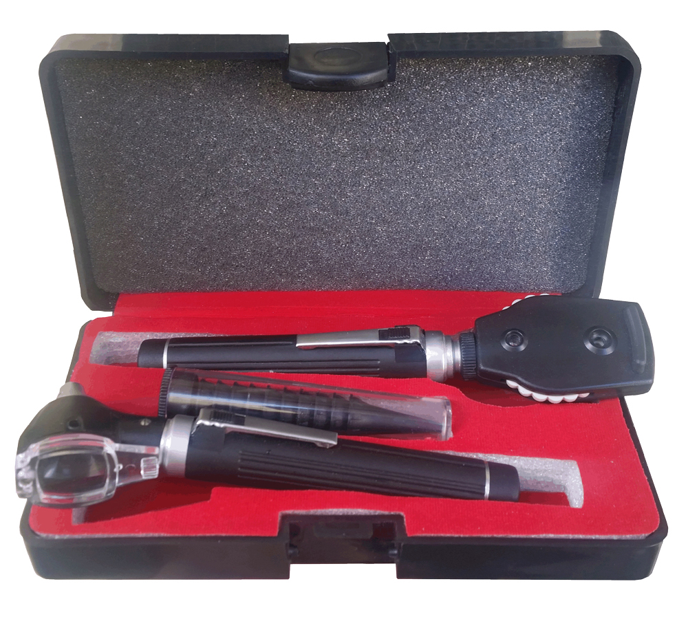 Fiber optic laryngoscope